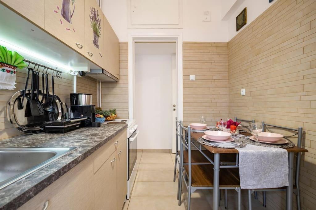 Athens Paradise Cozy 53 Sqm Apartament Near To Metro エクステリア 写真